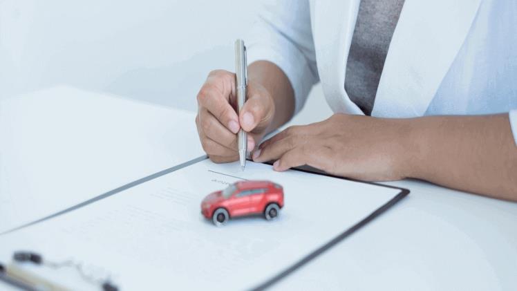Difference Between Own Damage And Third-Party Car Insurance Policy